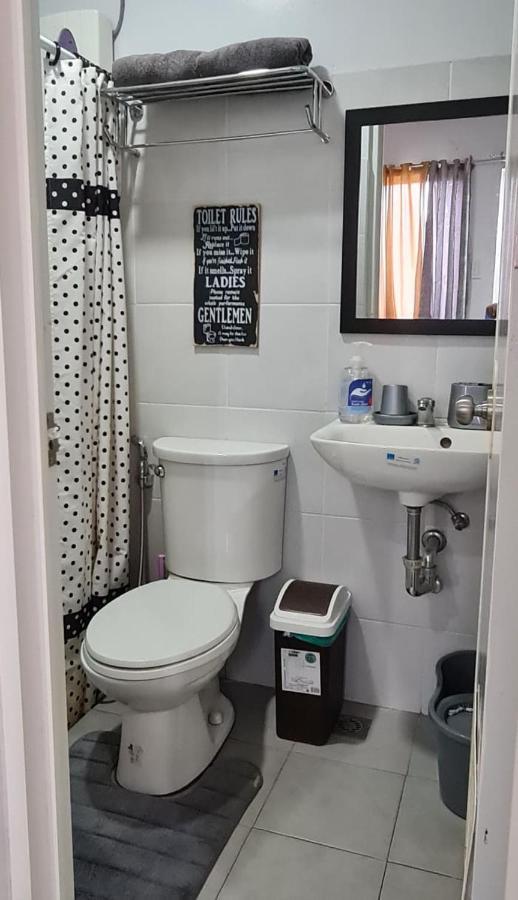913Cityscape Located At City Center Bacolod Extérieur photo